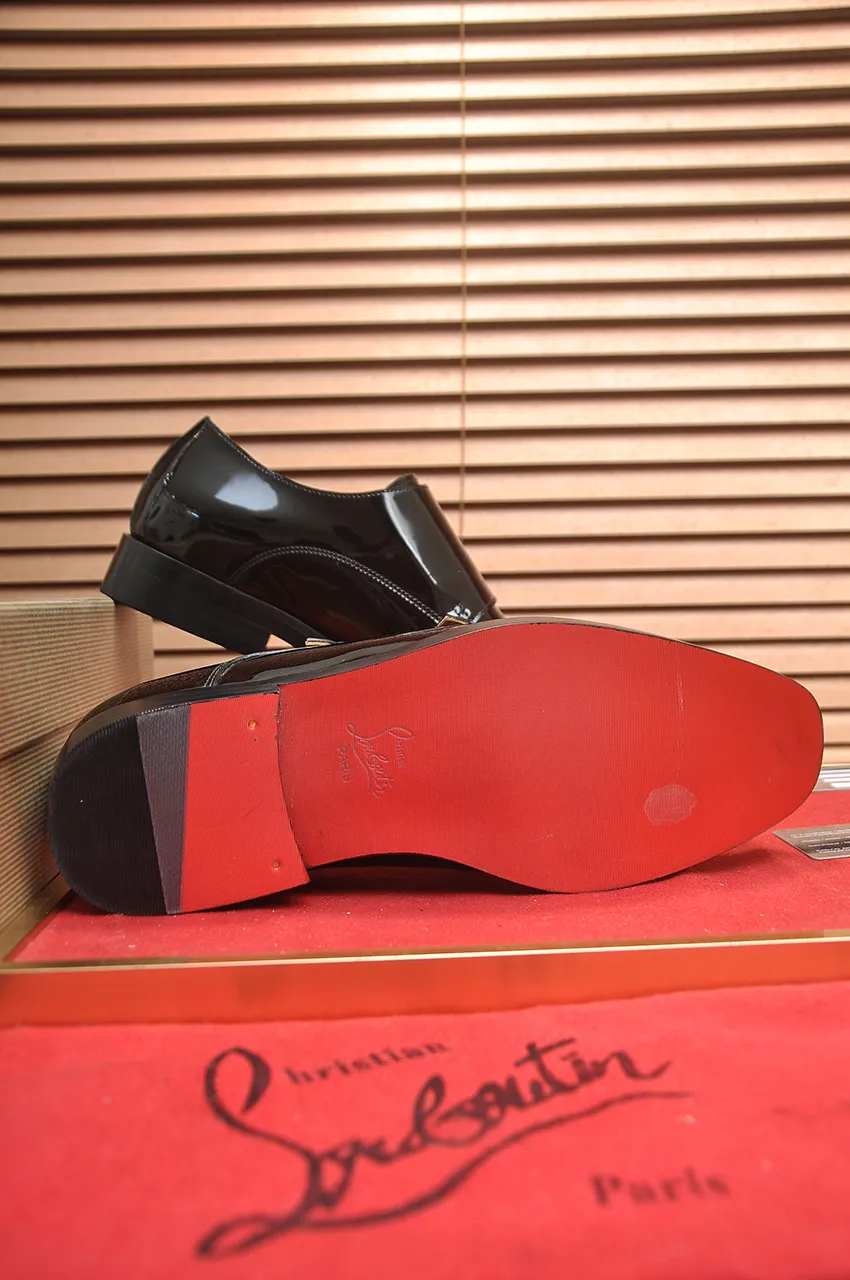 Men's shoes 💰620💶 [Chrstian Loubotin] Red-soled shoes 💋Original mold opening, the highest version on the market, purely handmade ➕Imported cowhide uppers, first-layer water-dyed cowhide lining! Original EU high-gloss outsole. 38 to 45 (45 customized)